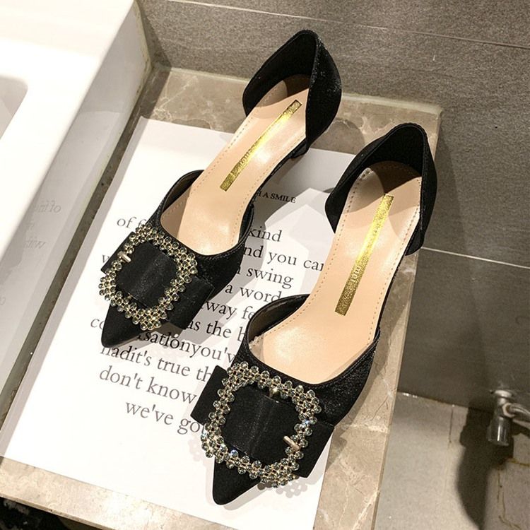 Bombas Femininas De Salto Alto Com Strass De Dedo Do Pé Pontudo