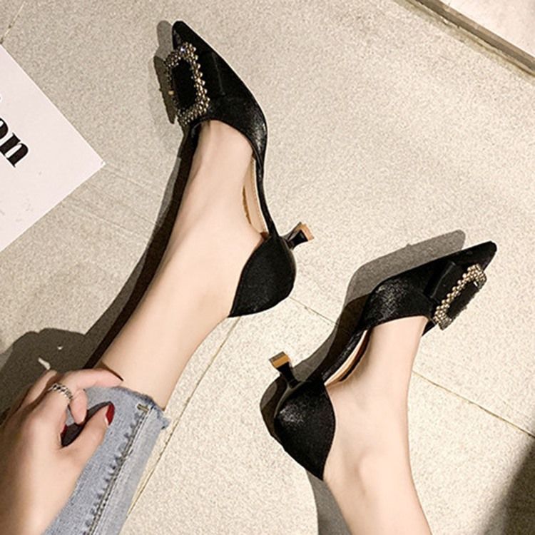 Bombas Femininas De Salto Alto Com Strass De Dedo Do Pé Pontudo