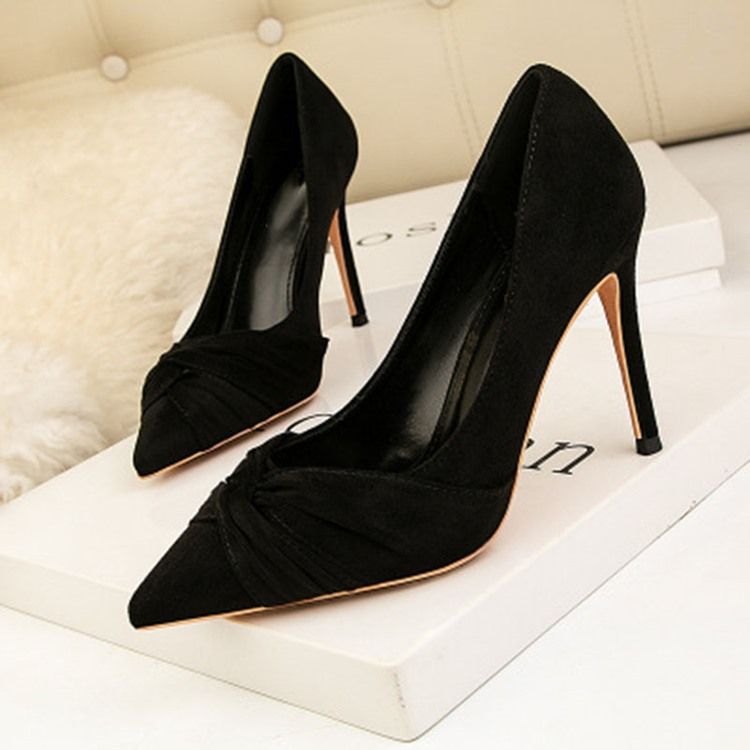 Sapatos Femininos Com Ponta Fina E Salto Agulha E Salto Agulha