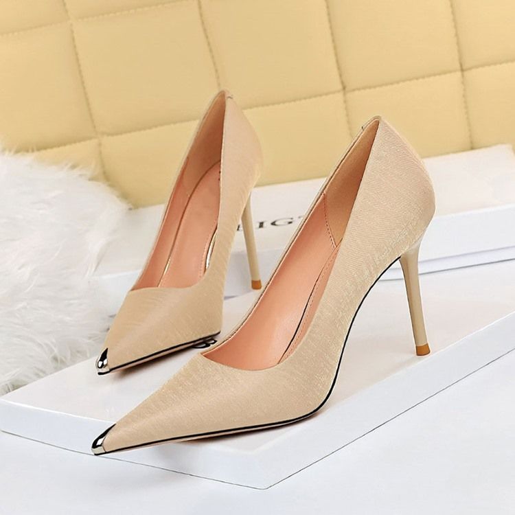 Sapatos Finos De Retalhos Femininos Com Bico Fino De Lantejoulas E Salto Agulha