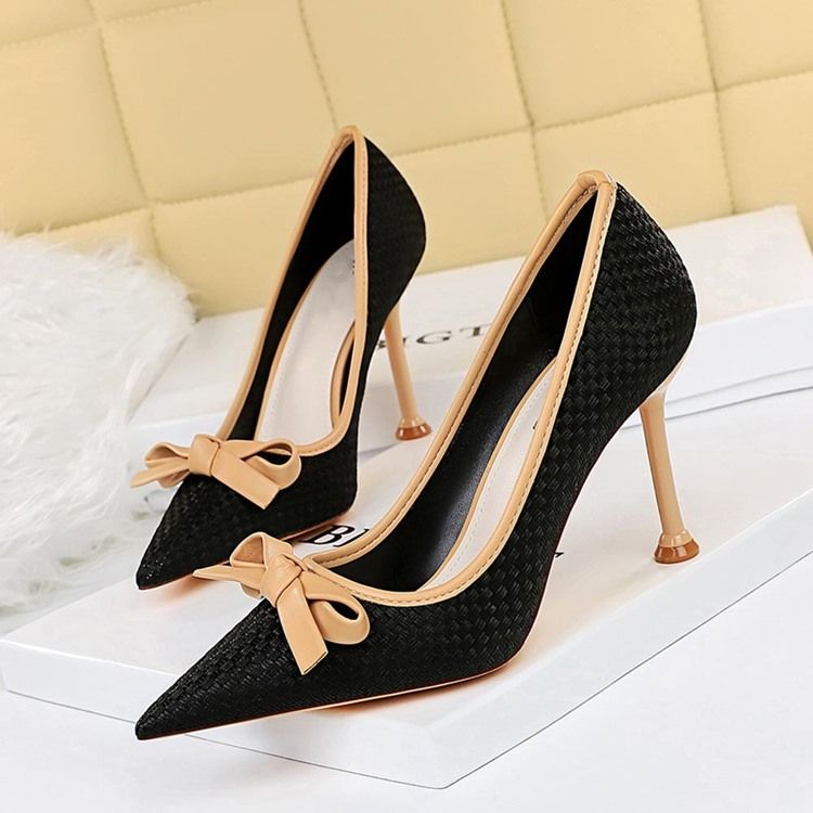 Sapatos De Salto Agulha Com Salto Agulha E Salto Agulha Decotado Feminino