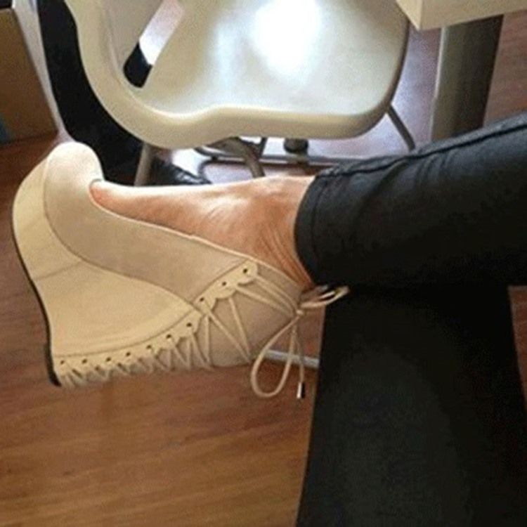 Sapatos De Salto Alto Confortáveis De Camurça Branca