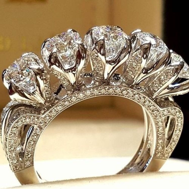 Anel De Diamante Brilhante Com Strass