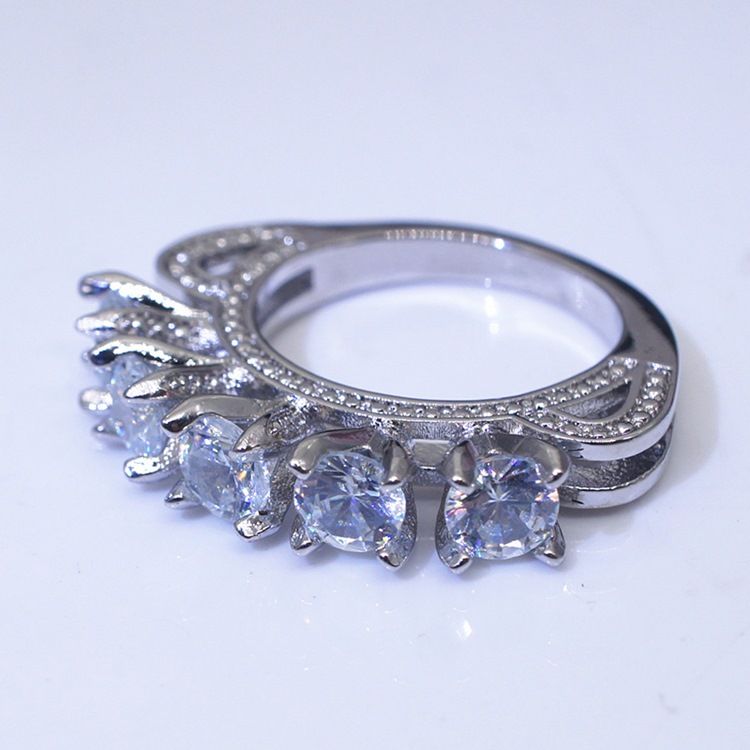 Anel De Diamante Brilhante Com Strass