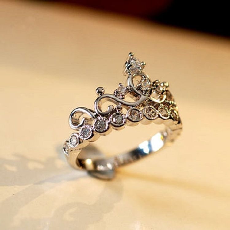 Anel De Prata Elegante Coroa Com Strass