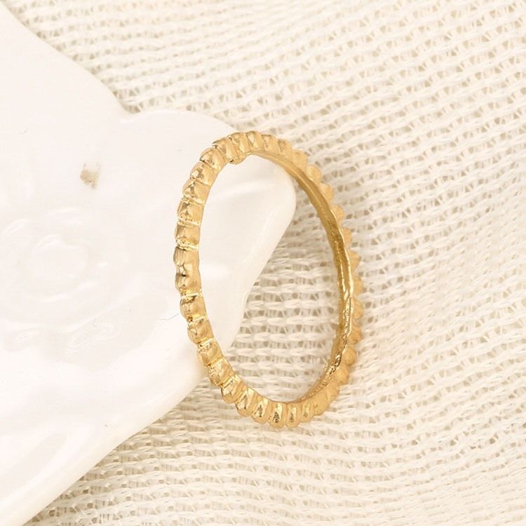 Diamante Golden Rings
