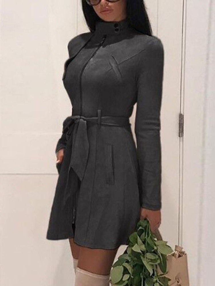 Casaco Feminino Fino Com Bolso Com Zíper E Comprimento Médio