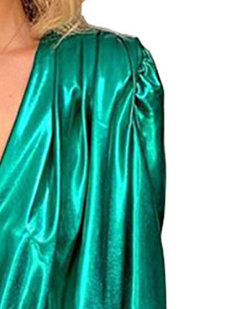 Vestido Feminino Com Decote Em V Pregueado Acima Do Joelho