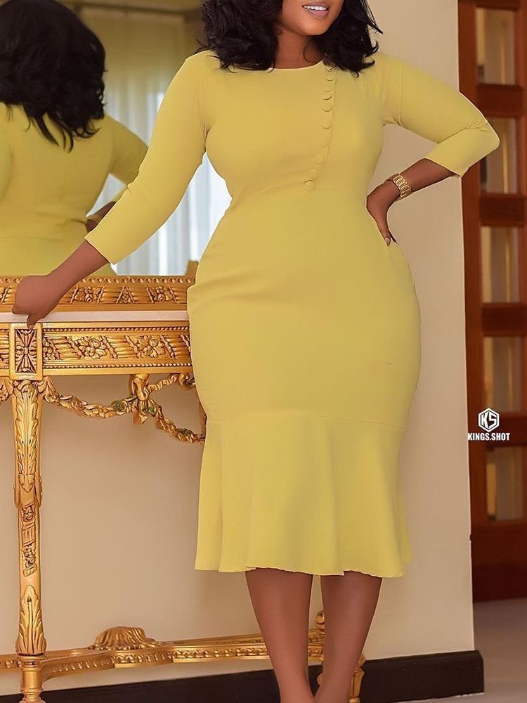 Vestido Feminino De Manga Três Quartos Com Gola Redonda E Decote Redondo