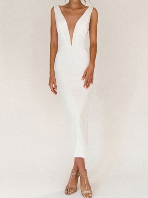 Vestido Feminino Sem Mangas Com Divisão Na Barriga Da Perna