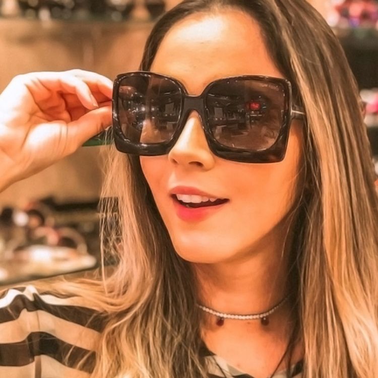 Óculos De Sol Femininos Finos De Resina Envolvente