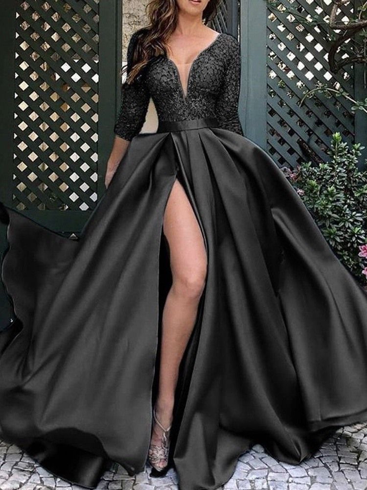 Vestido Feminino Com Decote Em V Até O Chão E Manga Comprida De Três Quartos.