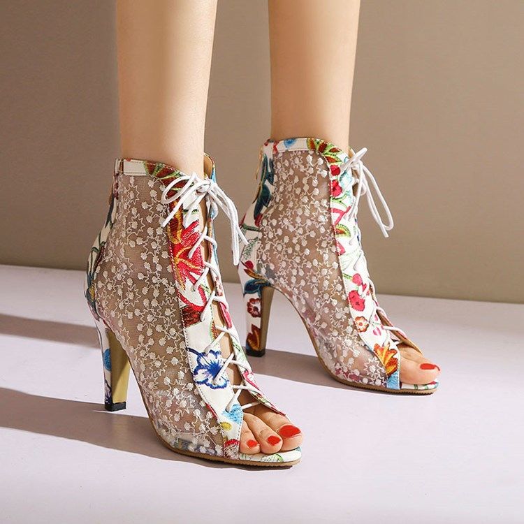 Botas Femininas De Bordar Peep Toe Back Zip Com Salto Grosso