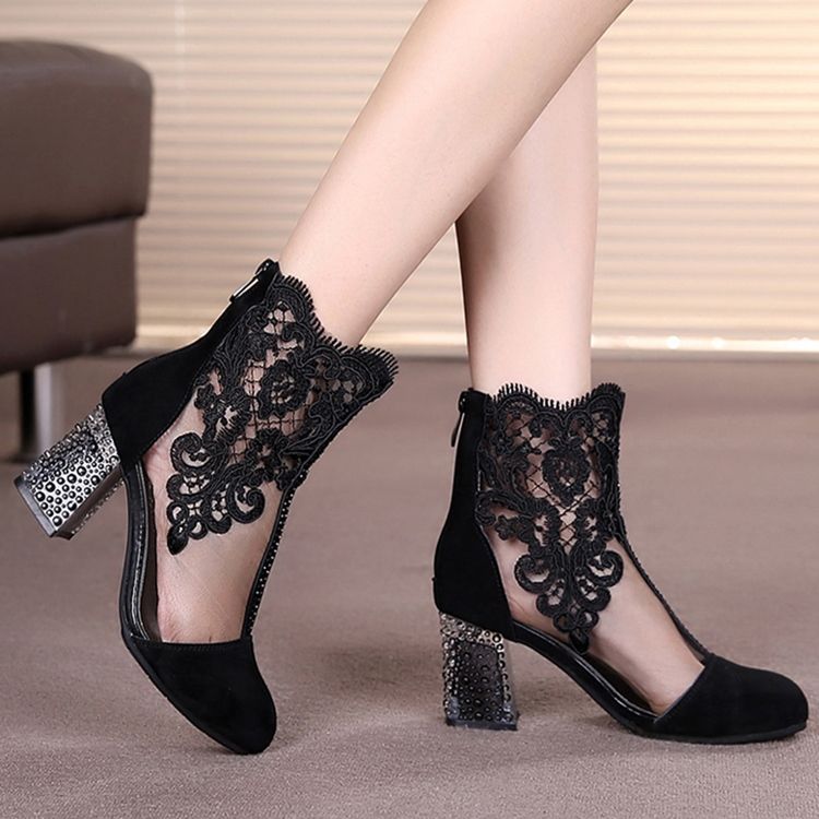 Botas Femininas De Salto Alto De Renda Com Strass Bordado Floral