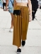 Amarelo Escuro