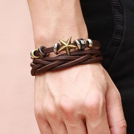 Bracelete De Couro Masculino Decorado Com Estrelas De Cinco Pontas