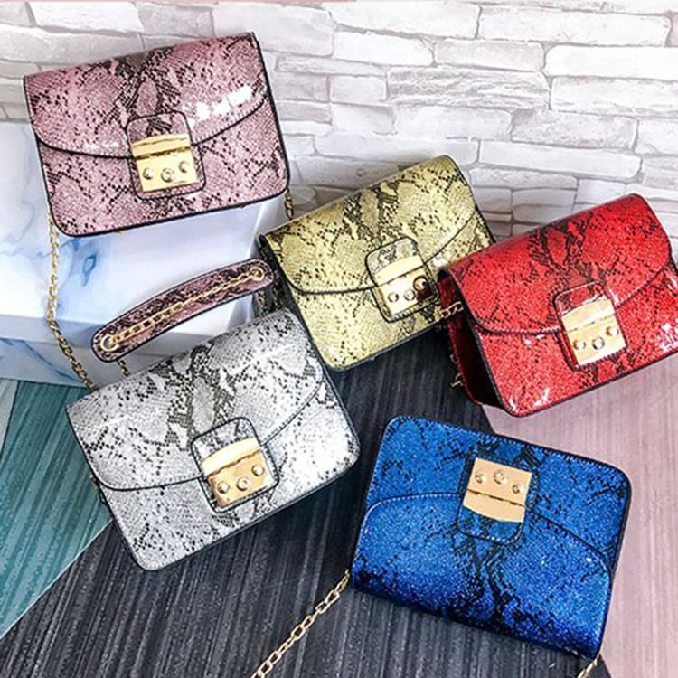Sacos Crossbody Retângulo Com Fio Serpentina