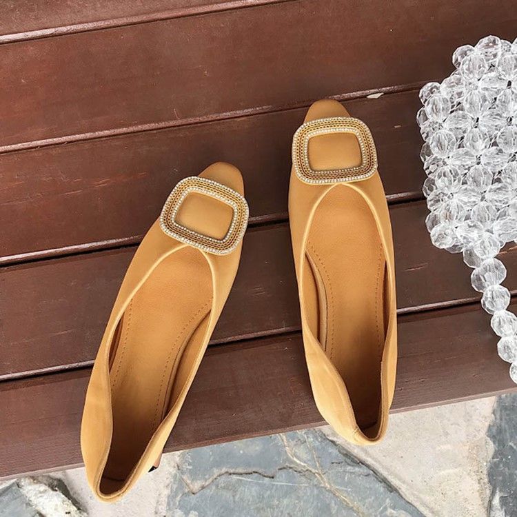 Pu Block Heel Slip-on Square Toe Sapatilhas Femininas