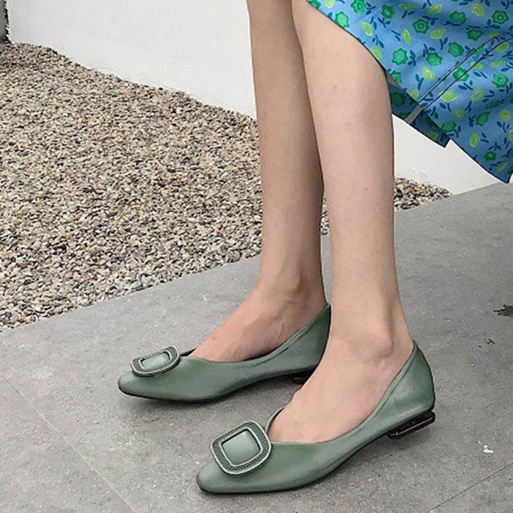 Pu Block Heel Slip-on Square Toe Sapatilhas Femininas