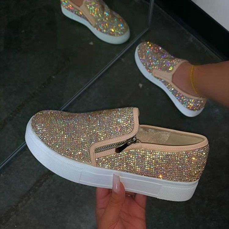 Tênis Feminino Com Strass Slip-on Decotado E Liso Superior
