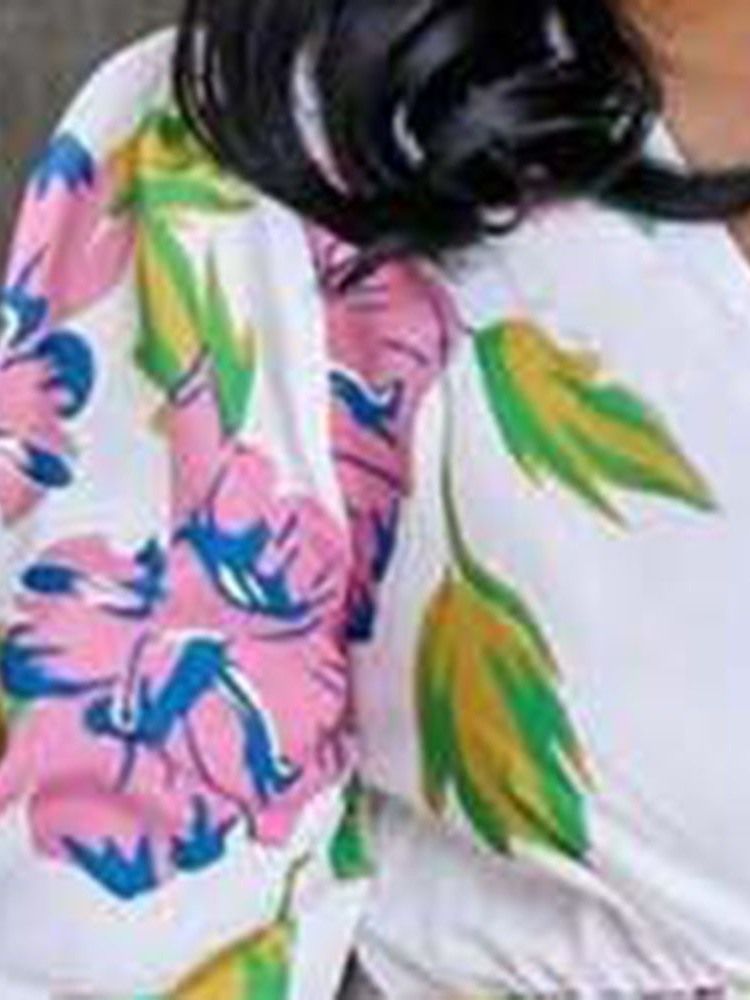 Vestido Floral Regular Com Estampa Floral De Manga Três Quartos Com Decote Em V