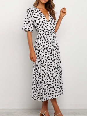 Vestido Normal Feminino Com Renda Na Barriga Da Perna E Decote Em V