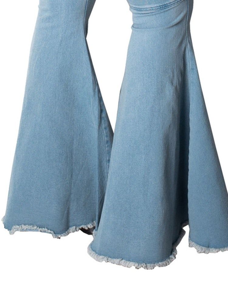 Calça Jeans Flare Simples Com Borla Fina E Cintura Média