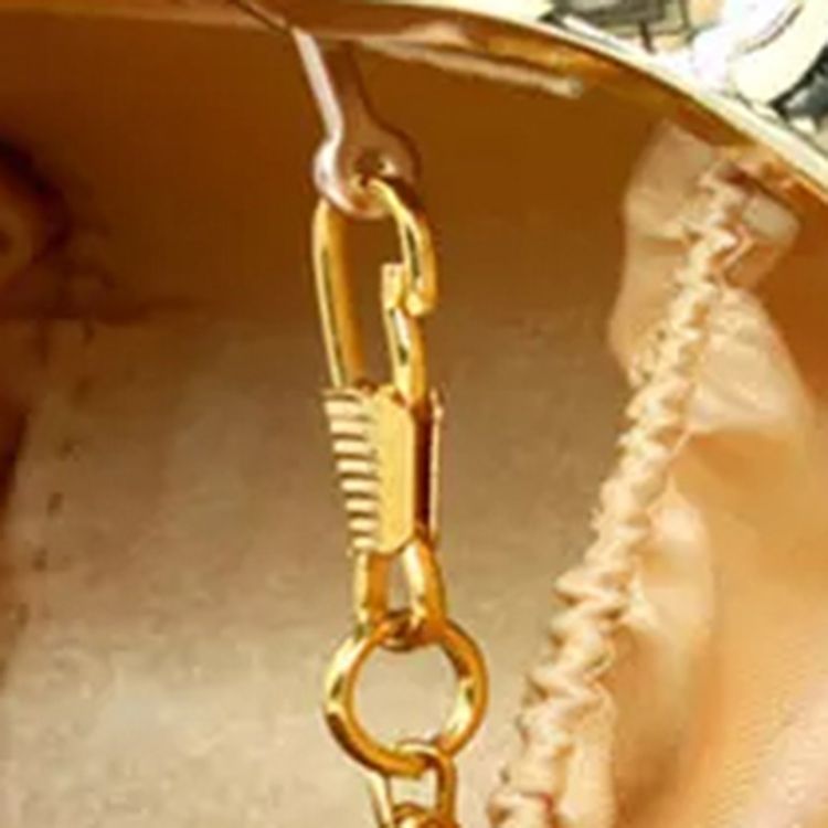 Embreagem Feminina Corrente Dourada Simples