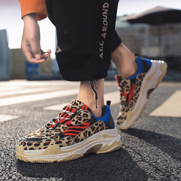 Tênis Masculino Com Estampa De Leopardo Decotado Superior Com Cordões