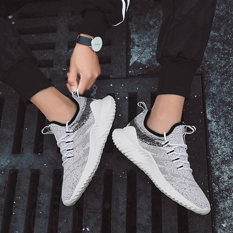 Tênis Masculino Flyknit Decotado Superior Com Cordões