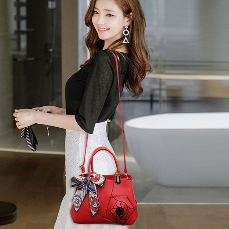 Bolsa Bowtie Pu Floral