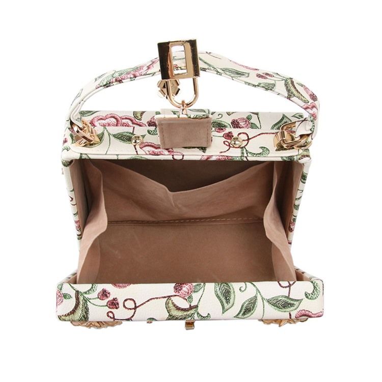Bolsa De Mão Com Bordados Florais 3d Estilosa