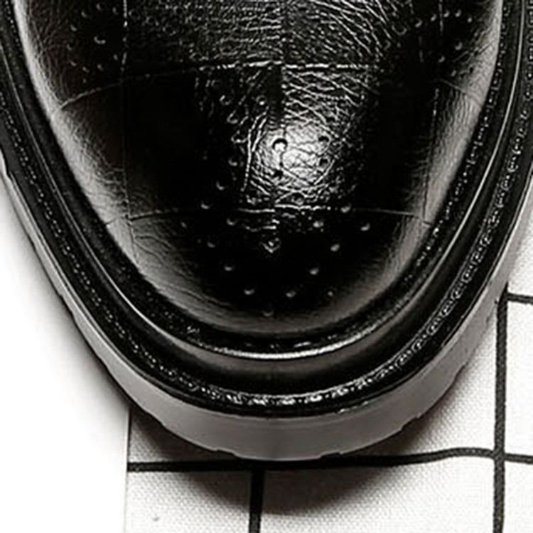Dedo Do Pé Liso Pontiagudo Decotado Na Parte Superior Oxfords Masculinos