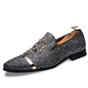 Sapatos Masculinos Com Rebite De Lantejoulas Pontiagudas