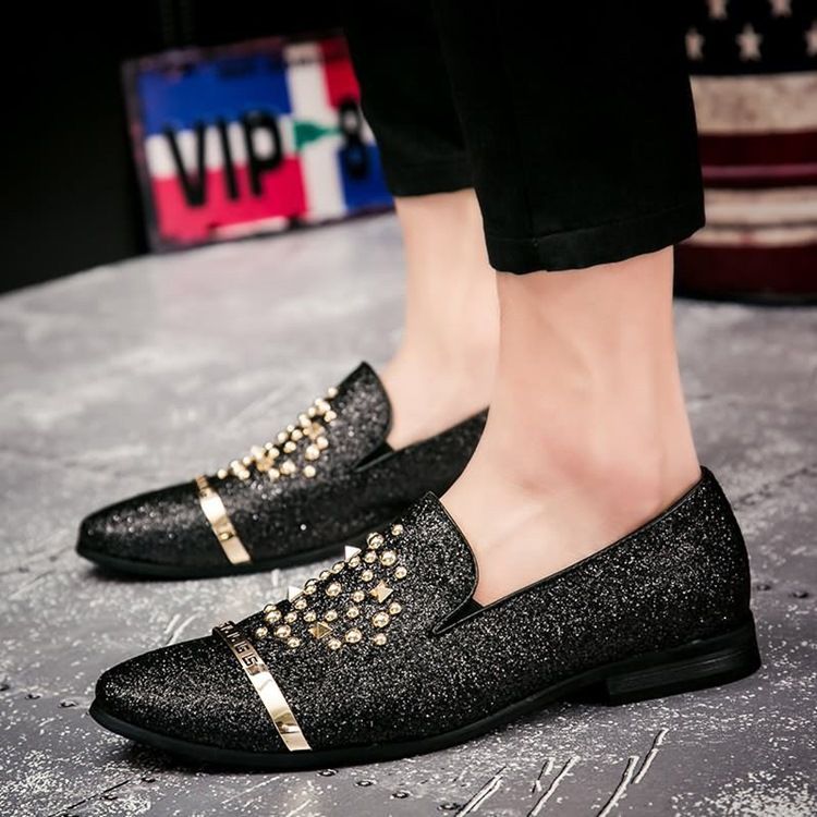 Sapatos Masculinos Com Rebite De Lantejoulas Pontiagudas