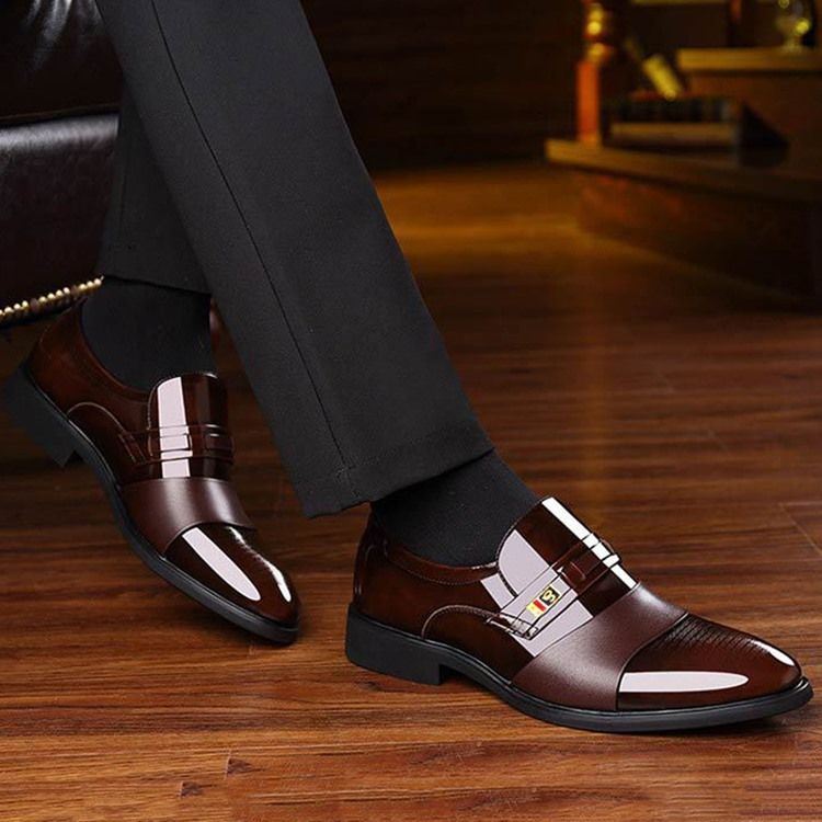 Sapatos Masculinos De Couro Pu Com Corte Decotado