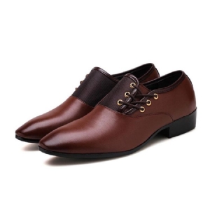 Sapatos Masculinos Lisos Com Cordões E Decotados Superiores