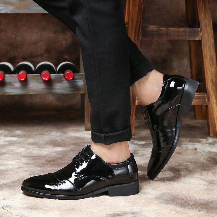 Sapatos Masculinos De Salto Alto Com Cordões De Cordão