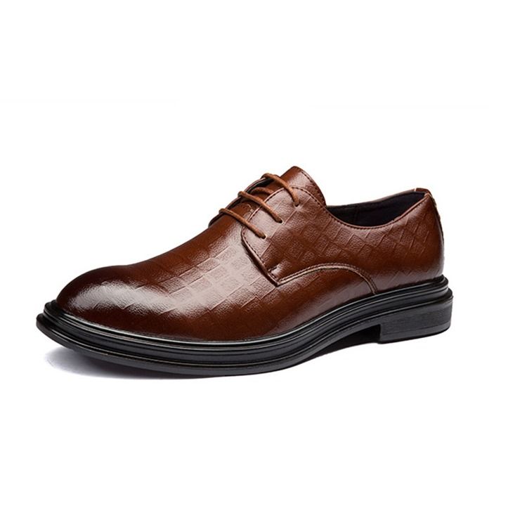 Sapatos Masculinos De Salto Liso Com Bico Fino