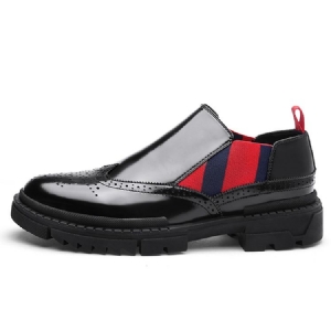 Sapatos Sociais Decotados Superiores Redondos Com Dedo Do Pé Redondo