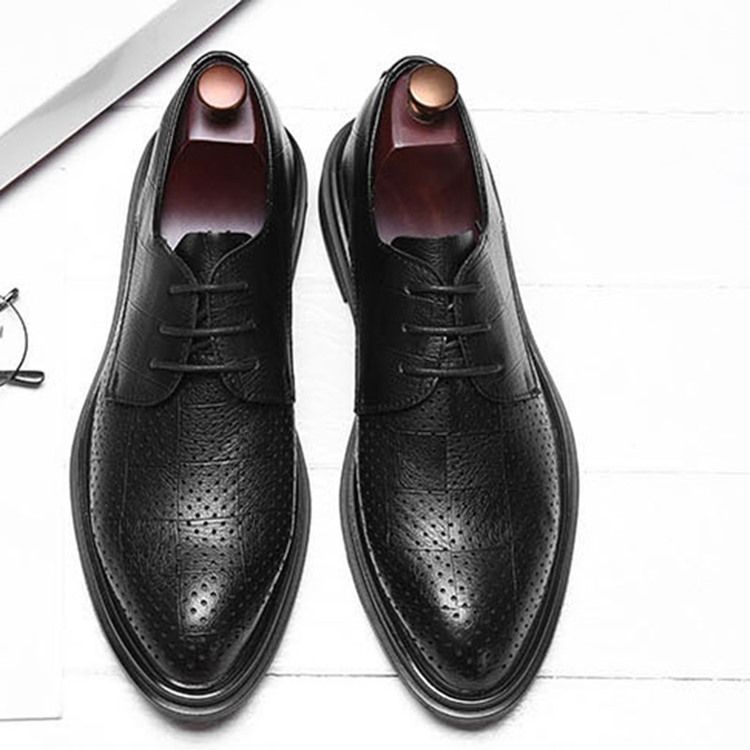 Sapatos Sociais De Salto Alto Com Cadarço Pontudo E Salto Alto