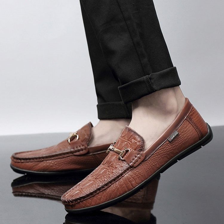 Mocassins Masculinos Com Corte Decotado Liso