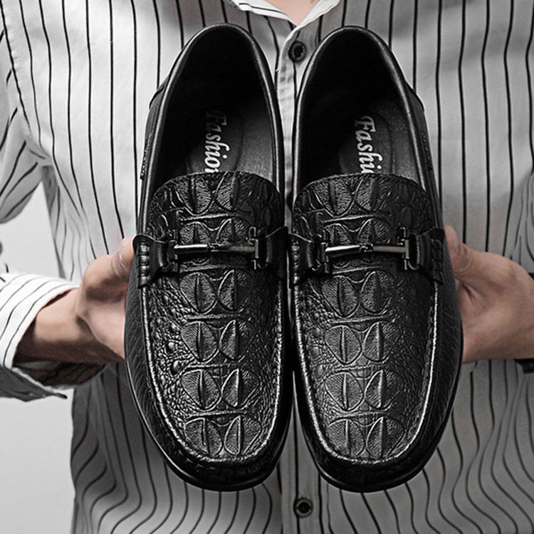Mocassins Masculinos Com Corte Decotado Liso