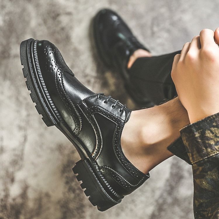 Sapatos De Couro Masculino De Microfibra Com Corte Liso E Decotado