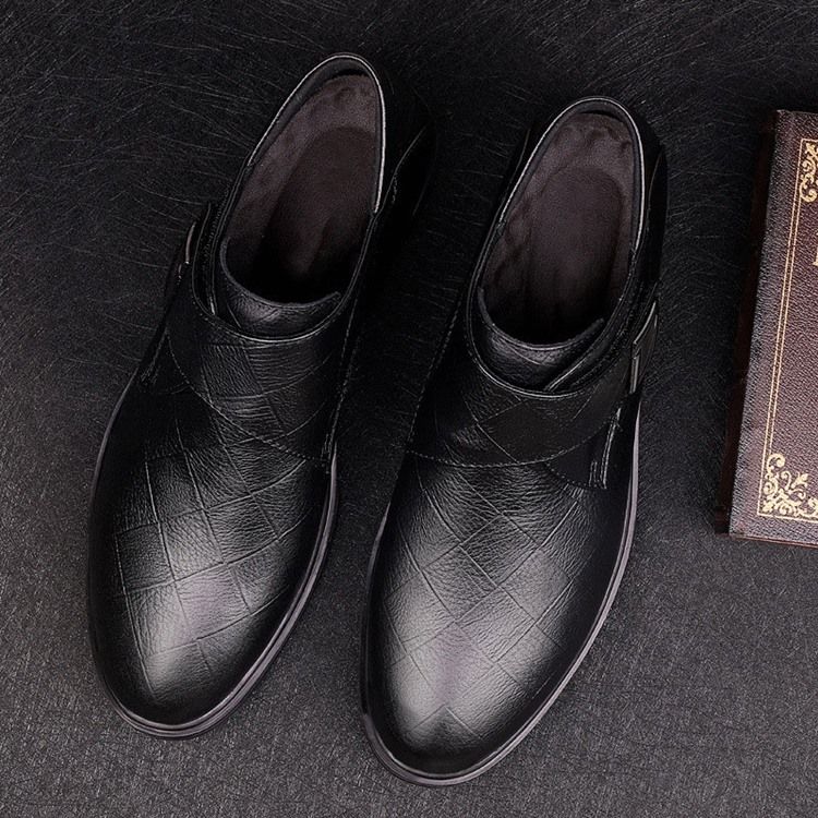Sapatos De Couro Masculinos Com Corte Superior Liso E Redondo Com Dedos Redondos