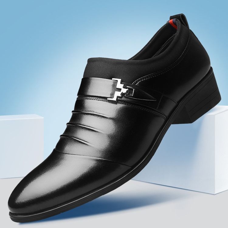 Sapatos Masculinos De Corte Simples E Decotado