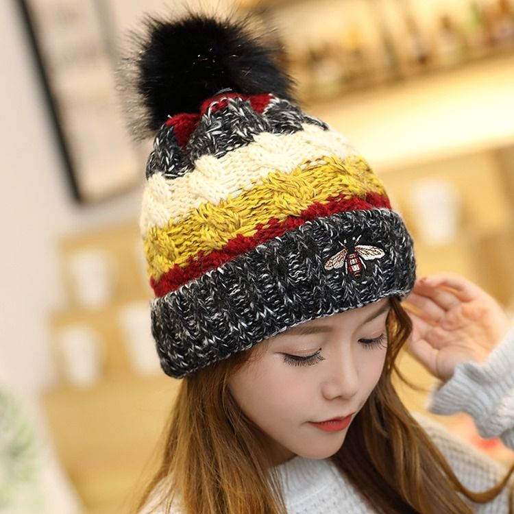 Chapéus Femininos Com Fios De Lã Patchwork Coloridos De Inverno