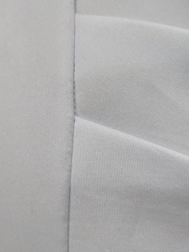 Vestido Feminino Com Gola Em V Manga Dividida E Cintura Alta
