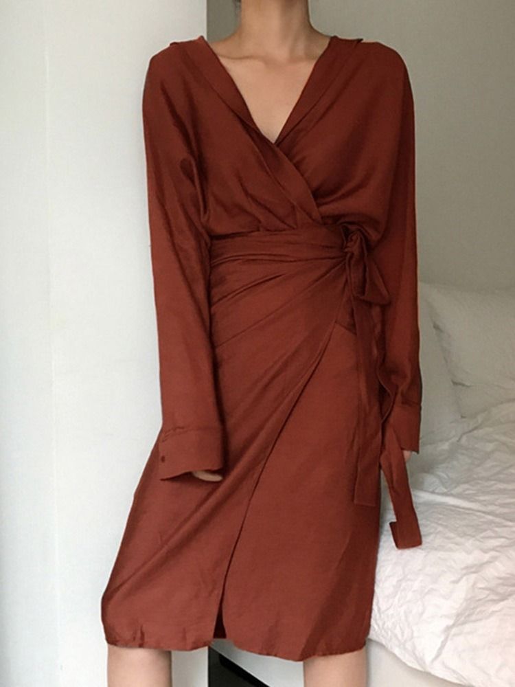 Vestido Feminino Liso De Manga Comprida Com Renda Média Na Panturrilha