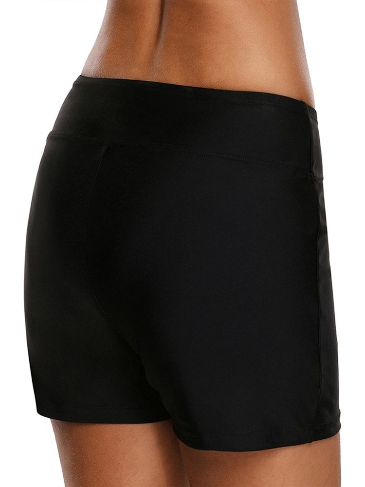 Shorts Feminino Simples De Botão Liso